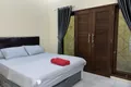Kamar Tidur Utama Deluxe Queen Bed Guest House Kami Kita Jogja